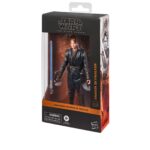 ANAKIN SKYWALKER BLACK SERIES STAR WARS REVENGE OF THE SITH. Hasbro suma a su colección The Black Series la figura de Anakin Skywalker inspirada en la película "Star Wars: Revenge of the Sith" ("Star Wars: La venganza de los Sith" en España). Esta figura articulada de 15 cm presenta un esculpido fotorrealista y viene acompañada de su característico sable de luz como accesorio. Permite recrear poses dinámicas gracias a sus múltiples puntos de articulación. Se presenta en un embalaje con ventana. UNIDADES LIMITADAS.
