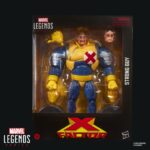 STRONG GUY X-FACTOR MARVEL LEGENDS SERIES. Hasbro suma a la colección Marvel Legends Series la figura de Strong Guy (Fortachón en España), inspirada en el personaje de los cómics de "X-Factor" de Marvel. Con una altura de 15 cm, presenta un diseño detallado y más de 20 puntos de articulación para recrear poses dinámicas. Incluye 1x cabeza alternativa, 3x manos intercambiables, 1x haltera y 2x pesas. Viene en una caja con ventana para exhibición. UNIDADES LIMITADAS.