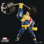 STRONG GUY X-FACTOR MARVEL LEGENDS SERIES. Hasbro suma a la colección Marvel Legends Series la figura de Strong Guy (Fortachón en España), inspirada en el personaje de los cómics de "X-Factor" de Marvel. Con una altura de 15 cm, presenta un diseño detallado y más de 20 puntos de articulación para recrear poses dinámicas. Incluye 1x cabeza alternativa, 3x manos intercambiables, 1x haltera y 2x pesas. Viene en una caja con ventana para exhibición. UNIDADES LIMITADAS.