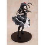 KURUMI TOKISAKI: FANTASIA 30TH ANNIVERSARY RENEWAL PACKGE EDITION DATE A LIVE 1/7. Kadokawa lanza la figura de Kurumi Tokisaki, una de las heroínas del anime "Date A Live", en su versión conmemorativa Fantasia 30th Anniversary. Con una altura aproximada de 25 cm y a escala 1/7 está basada en la Ilustración del volumen 11 del manga original, que muestra a Kurumi tal y como era cuando conoció al protagonista, Shido Itsuka. La forma del cabello y la falda le dan dinamismo. Incluye 1x rostro sin parche para que se pueda exhibir de manera alternativa y cuenta con una base circular negra que le proporciona estabilidad.