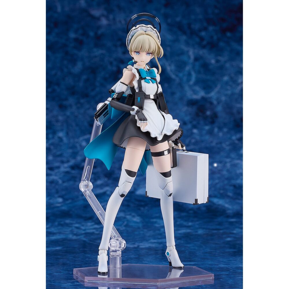 Toki asuma figura blue archive plamatea. Max factory reincorpora a su línea plamatea el set de montaje a escala de toki asuma, miembro de la agencia secreta de espionaje c&c del videojuego "blue archive". Una vez montada esta maqueta articulada mide aproximadamente 17 cm. Incluye 3x placas faciales (seria, sonriente y de batalla), 1x arma exclusiva de toki, 1x arma secret time, 1x pistola con funda ajustable para el muslo, 1x maletín y otras partes intercambiables para diferentes poses. Incluye piezas prepintadas, lo que facilita recrear el montaje. Cuenta con una base articulada hexagonal transparente para su exposición.