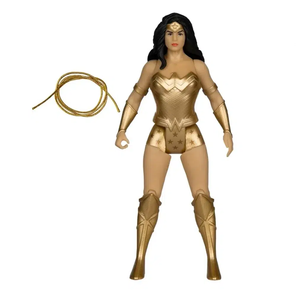 Wonder woman (gold edition) super powers. Como emisaria de themyscira en el mundo de los hombres, diana se ha impuesto el deber de predicar con el ejemplo, aunque las diferencias entre su lugar de nacimiento y su nuevo hogar a veces le planteen obstáculos que superar. Ha llegado a representar la posibilidad y el potencial de una vida sin guerra, odio ni violencia, y es un faro de esperanza para todos aquellos que se encuentran en necesidad. Se erige como una igual entre los superhéroes más poderosos, con el propósito de proteger al mundo de la injusticia en todas sus formas.