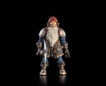 BURRIS BIRGERSTORI MYTHIC LEGIONS HORROR OF EINSAMALL. Viajó al extremo norte hace muchos años para extraer minerales de cuevas árticas que, según se rumoreaba, contenían reservas inexplotadas de piedras preciosas. Sin encontrar nada en su búsqueda, el gnomo de la madriguera finalmente llegó al remoto asentamiento de Einsamall. Poco a poco, integrándose en todos los aspectos de los negocios del pueblo, se convirtió en el propietario de la única posada de Einsamall y, finalmente, fue nombrado alcalde. Burris es el verdadero corazón de su comunidad. Fue él quien contactó con el Castillo de los Cuatro Lados pidiendo ayuda cuando Einsamall fue víctima de una amenaza invisible, y saluda a los héroes que responden a su llamada al llegar a la Posada y Taberna de Einsamall.