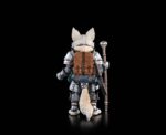 BYLUR FROSTFURR MYTHIC LEGIONS HORROR OF EINSAMALL. Aunque el diminuto Bylur Frostfurr es bien conocido por los habitantes de Einsmall como el mejor rastreador del Norte, la raza Vulpyne nunca ha sido vista en Mythoss fuera de ese asentamiento del Lejano Norte. Veloz y con sentidos asombrosos, Bylur demuestra de inmediato su valía en la búsqueda de lo que sea que esté atacando a Einsamall. Guiando al grupo a la guarida oculta del Orco de la Tundra, principal sospechoso de los brutales asesinatos, los héroes descubren un secreto monstruoso y se dan cuenta de que su problema podría ser mucho mayor de lo que imaginaban.