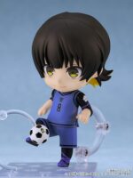 BACHIRA MEGURU BLUE LOCK NENDOROID. La Figura Nendoroid Bachira Meguru, de la emocionante serie Blue Lock, captura al enérgico y carismático delantero en un formato chibi articulado de 10 cm, creado por Good Smile Company. Esta figura incluye expresiones intercambiables que reflejan la personalidad única de Bachira, como su icónica sonrisa traviesa y un rostro decidido para recrear momentos clave de la serie. Además, viene con accesorios como un balón de fútbol y partes para poses dinámicas, perfectas para mostrar su estilo de juego impredecible. Diseñada con atención al detalle, esta Nendoroid es una representación fiel del espíritu competitivo y la pasión de Bachira, convirtiéndola en un artículo imprescindible para los fans de Blue Lock y coleccionistas de figuras Nendoroid. Hazte con Bachira Meguru y deja que su energía y creatividad impulsen tu colección al siguiente nivel.