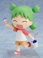YOTSUBA KOIWAI YOTSUBA&! NENDOROID. Good Smile introduce a su catálogo Nendoroid la figura articulada de Yotsuba Koiwai, de la obra "Yotsuba&!". Está fabricada en ABS y PVC pintado, mide aproximadamente 10 cm de altura e incluye base con soporte transparente para su exposición. Cuenta con 5x placas faciales (estándar, sonriente, enfadada, llorando y con expresión ausente). Entre los accesorios se incluyen 1x peluche Juralumin, 1x bolso, 1x bote de pintura, 1x brocha y partes adicionales para exponerla sentada.