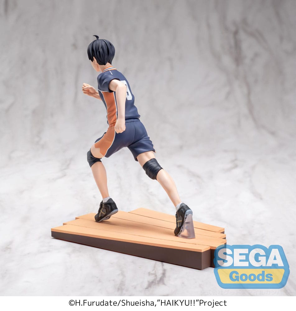 Tobio kageyama haikyu!! High premium. Estatua de "haikyu!! ". Fabricada en pvc, tamaño aprox. 16 cm. Viene con una base. Ideal para exponer junto a la figura shoyo hinata haikyu!! High premium.