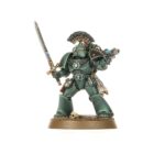 LEGIONES ASTARTES: COMBAT FORCE WARHAMMER THE HORUS HERESY. Las fuerzas de las Legiones Astartes se forman alrededor de un núcleo de infantería de élite. Equipados con servoarmaduras y armas que pueden acabar con cualquier enemigo, golpean con una fuerza implacable. Con el apoyo de poderosos Dreadnoughts y otros ingenios de guerra, hay pocas cosas a las que no puedan hacer frente. Si quieres reclamar la galaxia en nombre del Emperador (o acabar con él en nombre de Horus), esta caja es perfecta para empezar o ampliar una colección de Legiones Astartes de forma más económica que comprando los kits por separado. Incluye dos escuadras de Legionaries ataviados con avanzadas servoarmaduras MkVI: una Tactical Squad armada con bolters, y una Heavy Support Squad armada con missile launchers o heavy bolters. Cualquiera de las dos unidades puede embarcarse en el Deimos pattern Rhino para desplegar con rapidez. La fuerza la completa un enorme Leviathan Dreadnought equipado con devastadoras armas a distancia.