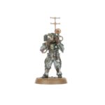 SOLAR AUXILIA: COMBAT FORCE WARHAMMER THE HORUS HERESY. La Solar Auxilia es una fuerza de combate de élite que confía en su superioridad numérica, tanto de infantería como de blindados pesados, para desgastar y eliminar a sus enemigos. Su equipo y accesorios están diseñados para luchar tanto en el vacío del espacio como en superficies planetarias, completamente sellados para protegerse del entorno, por hostil que sea. Si quieres mantener la línea para proteger al Emperador o unirte a la marcha para derrocarlo, esta caja es perfecta para empezar o ampliar una colección de la Solar Auxilia de forma más económica que comprando los kits por separado. Dentro encontrarás una Lasrifle Section, excelente para mantener objetivos y controlar el campo de batalla. Una Tactical Command Section los dirige en la batalla mientras los veloces Hermes Sentinels flanquean al enemigo. Un formidable Leman Russ Strike Tank proporciona fuego pesado de apoyo, forzando a tus enemigos a mantener la cabeza agachada con sus continuas andanadas.