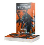 KILL TEAM: BATTLECLADE – DATACARDS (ESPAÑOL) WARHAMMER 40000. Los comandos Mántifex son bioformas tiránidas hiperadaptadas capaces de operar de forma independiente durante largos periodos de tiempo. Excavan a gran velocidad para atacar a su presa desde ángulos vulnerables, y se sirven de sus espolones afilados, garras quitinosas y virulentas biotoxinas para ejecutar la voluntad de la Mente Colmena. Este conjunto de 33 tarjetas te ayudará a llevar la cuenta de tus Mántifex en partidas de Kill Team. Hay tarjetas individuales para las reglas de selección de comando, agentes, reglas de facción y ardides de tiroteo, y reglas de equipo universal y de facción. Son una forma ideal de consultar fácilmente la información clave en el fragor de la batalla.