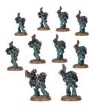 LEGIONES ASTARTES: COMBAT FORCE WARHAMMER THE HORUS HERESY. Las fuerzas de las Legiones Astartes se forman alrededor de un núcleo de infantería de élite. Equipados con servoarmaduras y armas que pueden acabar con cualquier enemigo, golpean con una fuerza implacable. Con el apoyo de poderosos Dreadnoughts y otros ingenios de guerra, hay pocas cosas a las que no puedan hacer frente. Si quieres reclamar la galaxia en nombre del Emperador (o acabar con él en nombre de Horus), esta caja es perfecta para empezar o ampliar una colección de Legiones Astartes de forma más económica que comprando los kits por separado. Incluye dos escuadras de Legionaries ataviados con avanzadas servoarmaduras MkVI: una Tactical Squad armada con bolters, y una Heavy Support Squad armada con missile launchers o heavy bolters. Cualquiera de las dos unidades puede embarcarse en el Deimos pattern Rhino para desplegar con rapidez. La fuerza la completa un enorme Leviathan Dreadnought equipado con devastadoras armas a distancia.