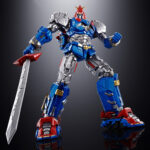 GX-118 VOLTES V LEGACY SOUL OF CHOGOKIN. Tamashii Nations presenta dentro de su línea Soul Of Chogokin la figura de Voltes V basada en su aparición en la serie de televisión "Voltes V: Legacy" que recrea el anime clásico "Super Electromagnetic Machine Voltes V". Esta figura se ha diseñado según el aspecto de la serie y recreándola con la calidad habitual de esta colección. Está fabricada con ABS, PVC y una aleación metálica. Tiene una altura total aproximada de 24 cm y se forma por la combinación de 5x vehículos: Volt Cruiser, Volt Bomber y Volt Panzer como torso, Volt Frigate como cintura y piernas y Volt Lander completa la figura como pies. Cuenta con mecanismos móviles en su estado combinado que le permite asumir una gran variedad de poses. Incluye diversos accesorios adicionales como 4x pares de manos intercambiables, 1x espada Heaven, 2x cadenas ultra electromagnéticas (fabricadas con material flexible), 2x peonzas con cuchillas acoplables a la punta de las cadenas y piezas adicionales que permiten sujetar armas con ambas manos cuando se acopla el Voltes Bazooka como brazo. Además, gracias a las partes en ángulo de las muñecas puede posar con la espada Heaven alzada o hacia abajo. También se incluye un 1x set completo de piezas para el modo Tanque y 1x pedestal para exponer tanto la figura completada como los cinco vehículos que la componen por separado. UNIDADES LIMITADAS.