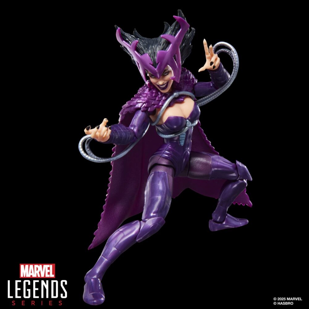 Deathbird and marvel’s gladiator x-men marvel legends. Hasbro añade a la colección marvel legends series este set de figuras de deathbird y gladiator, dos de los miembros más poderosos de la raza alienígena shi'ar. Son conocidos en españa como ave de muerte y gladiador por su aparición en las colecciones de cómics relacionadas con los "x-men" de marvel. Ambas figuras miden 15 cm y presentan un diseño detallado con más de 20 puntos de articulación para recrear poses de combate. El set también incluye 2x manos alternativas y 1x cabeza intercambiable con efecto de visión térmica para gladiator. Se presentan en una caja con ventana ilustrada. Unidades limitadas.