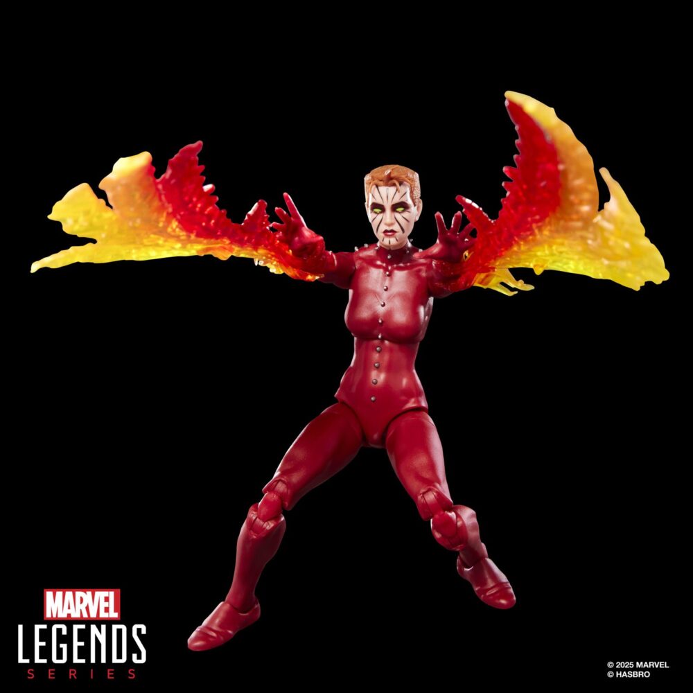Phoenix rachel summers excalibur marvel legends series. Hasbro presenta en su colección marvel legends series la figura de rachel summers como fénix, inspirada en su aspecto en los cómics de "excalibur". La figura mide 15 cm e incluye 1x réplica a escala del cómic con la portada de "excalibur #1"de 1998, 4x manos intercambiables, 1x cabeza alternativa y 2x efectos de alas de fuego para recrear su transformación en fuerza fénix. Cuenta con más de 20 puntos de articulación para recrear diversas escenas. Se presenta en un blíster ilustrado estilo retro. Unidades limitadas.