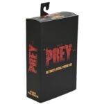 ULTIMATE FERAL PREDATOR PREY. Neca vuelve a presentar la figura Ultimate del Predator que aparece en la película "Prey", ambientada hace 300 años. Este depredador alienígena altamente evolucionado mide más de 20 cm de alto y reproduce con precisión su aspecto en la película. Incluye 1x máscara, 1x arpón, 2x lanzas (cerrada y desplegada), 2x escudos (abierto y plegado), 2x mandíbulas, armas adicionales y 7x manos intercambiables. Se entrega en una caja con solapa frontal apta para exhibición.