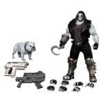 LOBO DELUXE VERSION DYNAMIC 8CTION HEROES DC COMICS. En el Universo DC, Lobo es el caos encarnado. Este cazarrecompensas intergaláctico, con su estética motera exagerada, se ríe de las reglas, los héroes, los dioses y la lógica. Brutal, irreverente e involuntariamente divertido, solo sigue una regla: la suya propia. Este antihéroe de culto cobra vida aquí en una figura que hace justicia a su cruda leyenda. La figura Deluxe captura a la perfección el aspecto icónico de Lobo: torso macizo, brazos musculosos, pantalones negros y chaleco sin mangas de imitación de cuero. Las botas reforzadas, las rodilleras detalladas, el cinturón con hebilla de calavera y su pulsera de cadena metálica refuerzan su estilo heavy metal y guerrero de la carretera. Su rostro pálido, sus ojos rojos y sus largas rastas negras completan su inconfundible silueta. Repleta de accesorios, entre los que se incluyen un gancho metálico, manos intercambiables, dos armas futuristas y su fiel bulldog, esta edición ofrece una amplia gama de opciones de exposición. Cada elemento esculpido está repleto de textura, desde los pliegues de su ropa hasta los finos detalles de las botas blindadas. Con una altura aproximada de 23 cm a escala 1/9, esta figura articulada forma parte de la línea Dynamic 8ction Heroes de Beast Kingdom. Cuenta con acabados de primera calidad, una excelente posabilidad y un nivel de detalle que la convierte en una pieza imprescindible tanto para coleccionistas como para fans del Main Man.