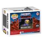 SKELETOR (MEME) MASTERS OF THE UNIVERSE FUNKO POP. Figura de vinilo de la línea 'POP!', tamaño aprox. 9 cm. Descubre la Figura POP! Vinyl de Skeletor, un clásico de la serie Masters of the Universe. Esta particular figura, con su pose icónica inspirada en un meme, hará las delicias de cualquier coleccionista. Fabricada por Funko, esta figura mide aproximadamente 9 cm de altura y es perfecta para exhibir en estanterías o escritorios. El diseño muestra a Skeletor en una pose relajada, resaltando su clásico capuchón morado y su rostro amarillo esquelético, con detalles en negro que le dan un toque impactante. Las medidas del producto son 12 x 16,4 x 9,2 cm con un peso de 163 gramos, lo que asegura estabilidad y presencia. Ideal para fans de la serie o para aquellos que aman agregar productos únicos y divertidos a su colección. Esta figura no solo es un homenaje al villano favorito de muchos, sino también una pieza que aporta humor y nostalgia.