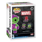 GREEN GOBLI MARVEL 8-BIT FUNKO POP. Figura de vinilo de la línea 'POP!', tamaño aprox. 9 cm. Descubre la impresionante Figura Marvel POP! 8-Bit Green Goblin, una obra maestra de Funko que captura la esencia retro del icónico villano de Marvel. Esta figura de vinilo de 9 cm de altura destaca por su diseño pixelado, evocando la nostalgia de los videojuegos clásicos. Con un acabado en vibrantes tonos verde y púrpura, el Duende Verde sostiene su emblemática bomba calabaza, ofreciendo un atractivo inigualable para los aficionados del universo Marvel. Sus dimensiones de 11,5 x 16,3 x 9,2 cm y su peso de 181 gramos la hacen perfecta para exhibir en cualquier colección. Formando parte de la serie 'POP!', este coleccionable es ideal para los fanáticos de los superhéroes y aquellos que aprecian el arte del diseño 8-bit. Añade un toque nostálgico a tu estantería con esta figura que garantiza calidad y detalle.