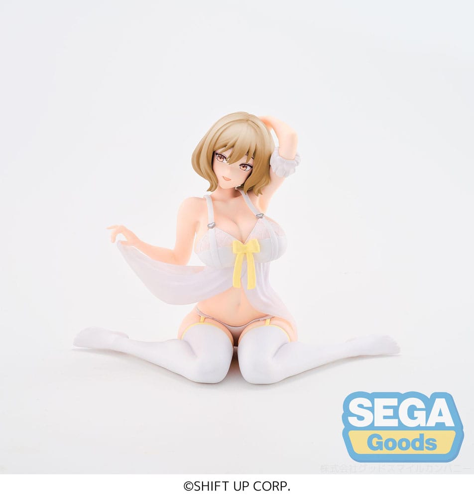 Anis goddess of victory: nikke yumemirize estatua pvc. Conocida por su actitud fogosa en goddess of victory: nikke, anis aparece aquí en una versión suave y seductora que contrasta con su habitual personalidad en el campo de batalla. Procedente de la colección yumemirize de sega, esta figura la reimagina en un entorno relajado e íntimo, capturando un momento de tranquilidad juguetona y confianza serena. Anis aparece sentada en el suelo, con una mano en el pelo y la otra levantando parte de su vestido con un gesto provocador. Su mirada coqueta, su sonrisa descarada y su pose relajada rezuman un encanto seguro de sí mismo sin perder nunca su característico descaro. Su atuendo combina lencería estilizada con accesorios juguetones: un conjunto blanco con lazos amarillos, mangas desprendidas, medias hasta los muslos y sutiles toques translúcidos. El acabado mate del pvc proporciona una superficie lisa, mientras que los detalles esculturales de los pliegues y las texturas de la tela dan vida a la figura. Con una altura de unos 11 cm, esta compacta figura de pvc encaja perfectamente en cualquier exposición centrada en los personajes favoritos de los fans o en poses íntimas. Fabricada por sega bajo la línea yumemirize, combina un diseño cuidado, poses expresivas y un atractivo visual fiel al universo nikke.