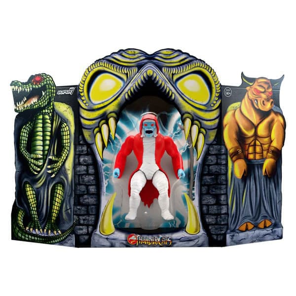 Mumm-ra’s tomb thundercats vintage collection two-pack sdcc 2025 exclusive. Elo mires como lo mires, el mal acecha en la fortaleza de la tumba de mumm-ra™, y ahora es el doble de siniestro. Este set de figuras de acción de thundercats™ presenta a mumm-ra tanto en su versión musculosa eterna como en la versión original de momia mumm-ra. La caja temática de la tumba de mumm-ra incluye un dial para girar las figuras articuladas de 5. 5", para que puedas verlas a través de sus blísteres transparentes sin sacarlas de la caja. Los accesorios incluyen una capa roja y negra de tela suave, la espada de plun-darr™ y un bastón. Así que invoca a los antiguos espíritus del mal y observa cómo mumm-ra se transforma. Guarda tus recuerdos de los thundercats de los 80 cerca con este set de figuras coleccionables diabólicamente encantador.
