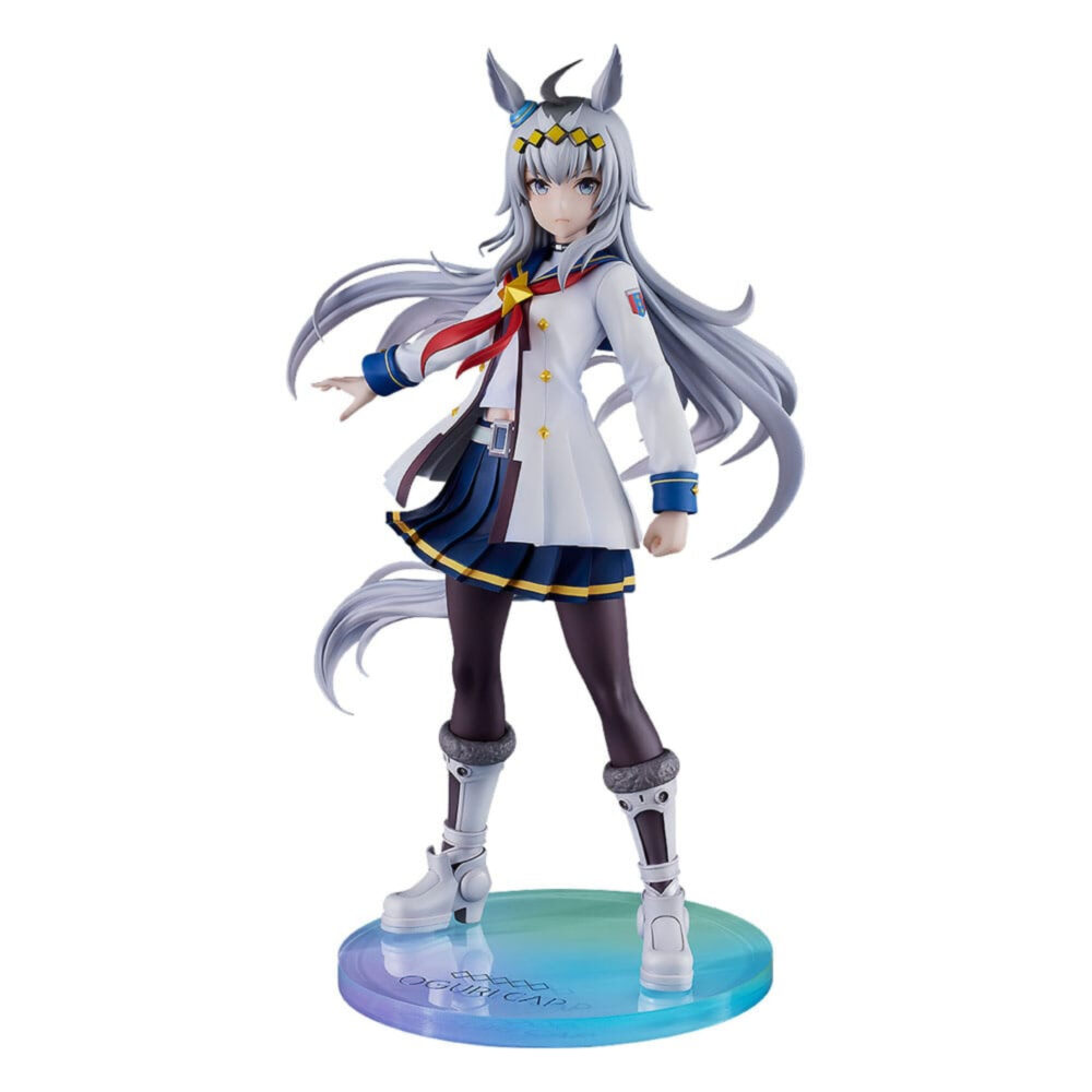OGURI CAP UMA MUSUME PRETTY DERBY ESTATUA PVC 1/7. En el mundo de Uma Musume Pretty Derby, Oguri Cap es una de las competidoras más emblemáticas, inspirada en un legendario caballo de carreras real. Tanto en el juego como en la franquicia, encarna la determinación y la elegancia, con una presencia imponente que deja huella tanto en sus rivales como en sus fans. Su papel destaca como una luchadora orgullosa y segura de sí misma, siempre dispuesta a afrontar retos en la pista de carreras. Fiel a su modelo histórico, Oguri Cap se distingue por su aplomo inquebrantable y un temperamento que inspira respeto y admiración. Esta figura captura su carisma: Oguri Cap aparece con un uniforme blanco con detalles azules y dorados, complementado con un pañuelo rojo que fluye ligeramente hacia un lado. Su larga melena plateada, adornada con una diadema con motivos de estrellas y sus orejas de caballo, cae suavemente por su espalda. La falda plisada oscura, las medias y las botas blancas enfatizan su estilo atlético y elegante. Con el puño cerrado y la mirada decidida, su pose refleja perfectamente su espíritu luchador. Fabricada en PVC a escala 1/7, la figura mide unos 25 centímetros de altura. Se pueden apreciar los finos detalles en los pliegues de su traje, los mechones de su cabello y los toques metálicos de sus accesorios. La base circular con degradados azules y morados realza su presencia dinámica y resalta su imponente silueta.