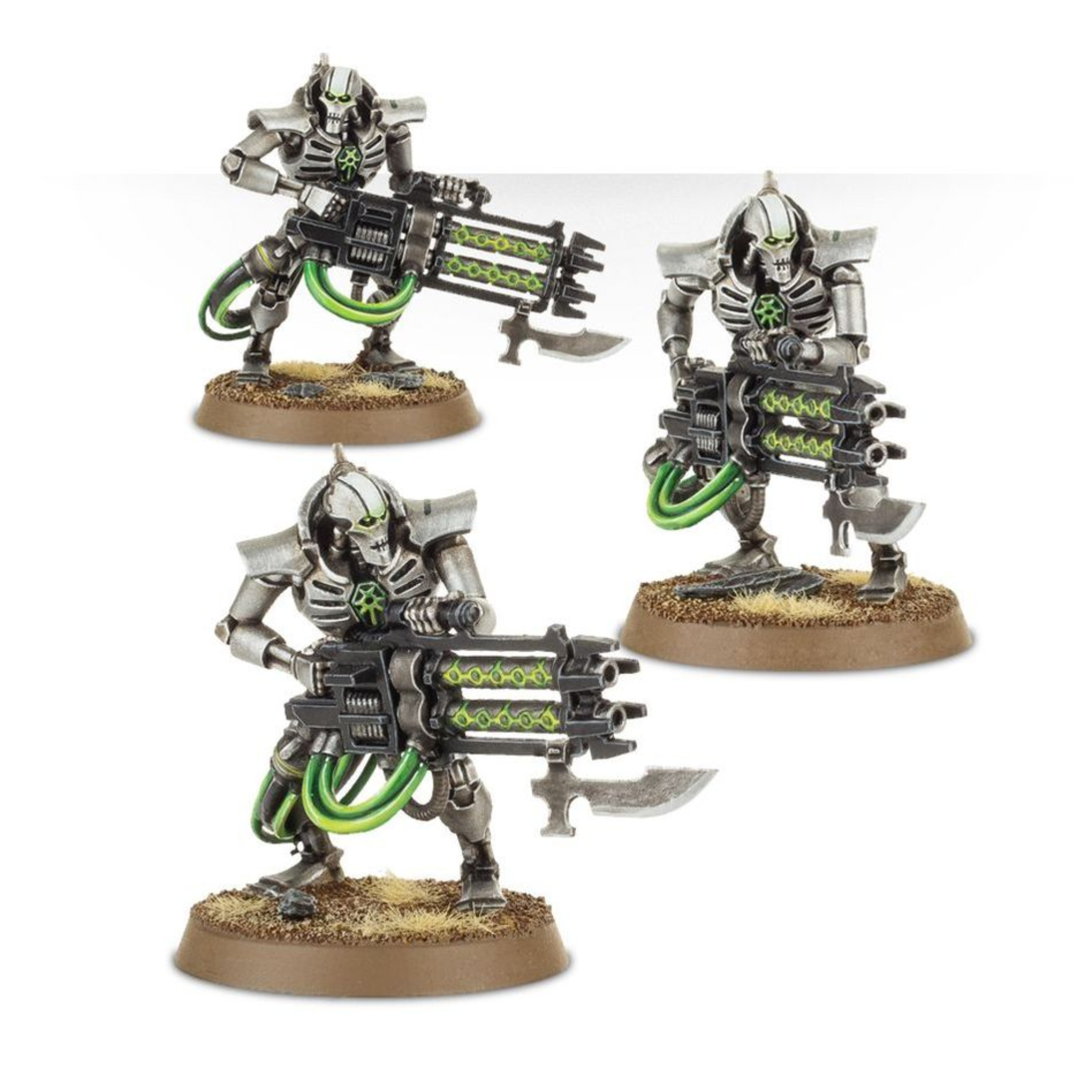 NECRONS: IMMORTALS WARHAMMER 40,000 Necrons: immortals warhammer 40,000. Como tropas de choque del ejército necron, las falanges de immortals luchan por la victoria usando todas las tácticas a su alcance, y son capaces de soportar fácilemente una salva de fuego de bólter pesado. Los necron immortals poseen la clásica cara de esqueleto metálico tan espeluznante y típica de su raza. Sus largas extremidades tienen pernos en las articulaciones, su cuerpo tiene un aspecto encorvado y su cabeza y hombros van protegidos por un collarín blindado. Lucen sutiles iconos necrons en el esternón. Puedes equipar a tus immortals con los devastadores blásteres gauss o con carabinas tesla. Esta caja de miniaturas multicomponente de plástico contiene 80 piezas, dos hojas de calcomanías necron y cinco peanas redondas citadel de 32 mm, con las que montar cinco necron immortals o cinco necron deathmarks.