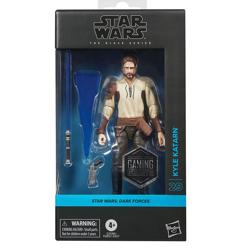 KYLE KATARN BLACK SERIES STAR WARS DARK FORCES. Hasbro presenta dentro de su colección The Black Series Gaming Greats la figura premium de Kyle Katarn, basada en la aparición de su personaje en el videojuego clásico "Star Wars: Dark Forces". Mide 15 cm y cuenta con múltiples puntos de articulación y detalles realistas. Incluye 1x sable de luz azul con efectos de combate intercambiables y 1x bláster. Se presenta en una caja con ventana decorada con ilustraciones del personaje. UNIDADES LIMITADAS.