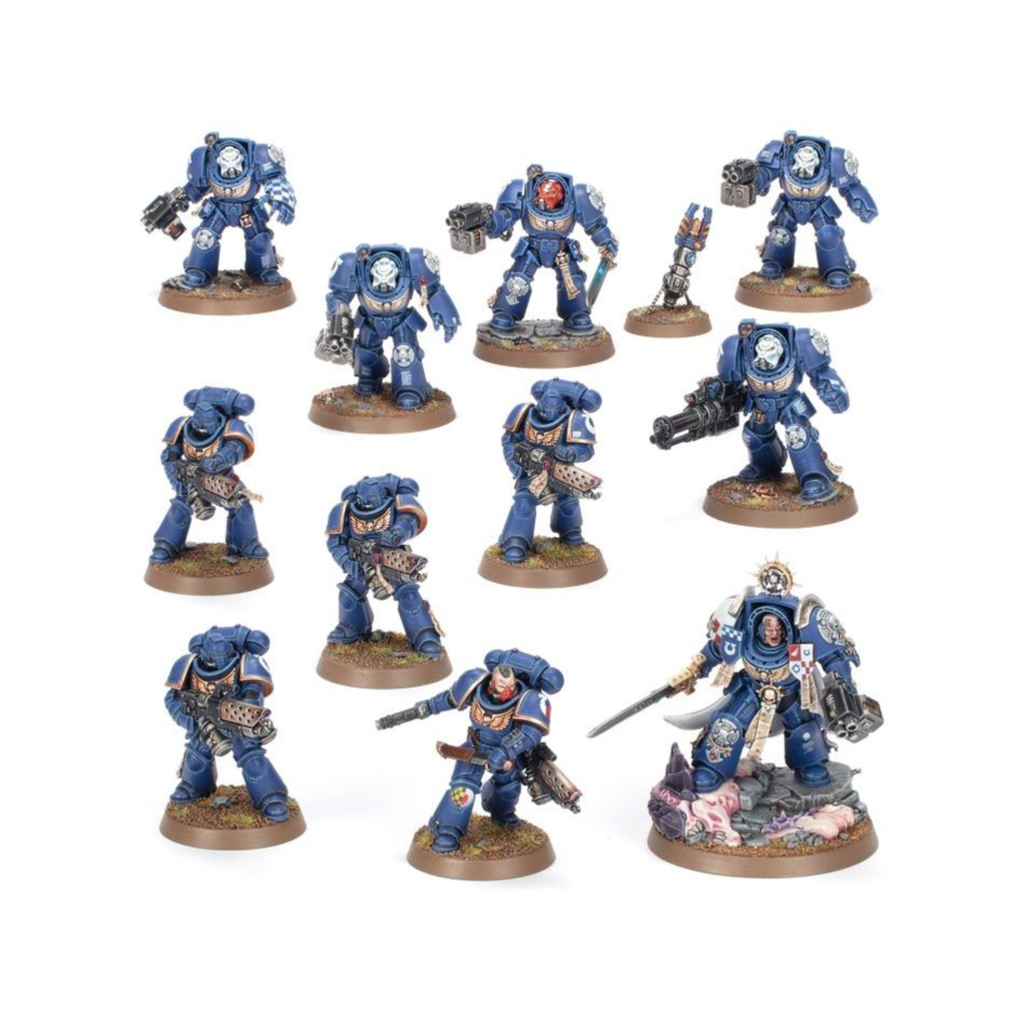 WARHAMMER 40,000: CAJA DE INICIO (ESPAÑOL) Warhammer 40,000: caja de inicio (español). En el despiadado universo del lejano futuro solo hay guerra. En los dispersos mundos del imperium de la humanidad, en la galaxia asediada por tormentas disformes y conflicto sin fin, los ejércitos de la humanidad luchan por sobrevivir. El imperium está al borde de la aniquilación tras la aparición de las flotas colmena tiránidas procedentes del frío vacío interestelar. Los marines espaciales son la última línea de defensa entre esta voraz amenaza alienígena y los atribulados mundos del reino imperial. Sumérgete en el 41. º milenio con la caja de inicio definitiva de warhammer 40,000, la cual te trae una experiencia introductoria completa con un montón de miniaturas, un campo de batalla sobre el que luchar, manuales de instrucciones y todos los dados que necesitas para jugar tus primeras partidas. Elige entre los superhumanos marines espaciales o los enjambres tiránidos, pásale la vara de mando del otro ejército a un colega o familiar y combate durante horas de apasionante entretenimiento. No hay mejor manera de dar tus primeros pasos en el fascinante mundo de warhammer 40,000. Esta caja es además también ideal para expandir tus colecciones ya existentes.