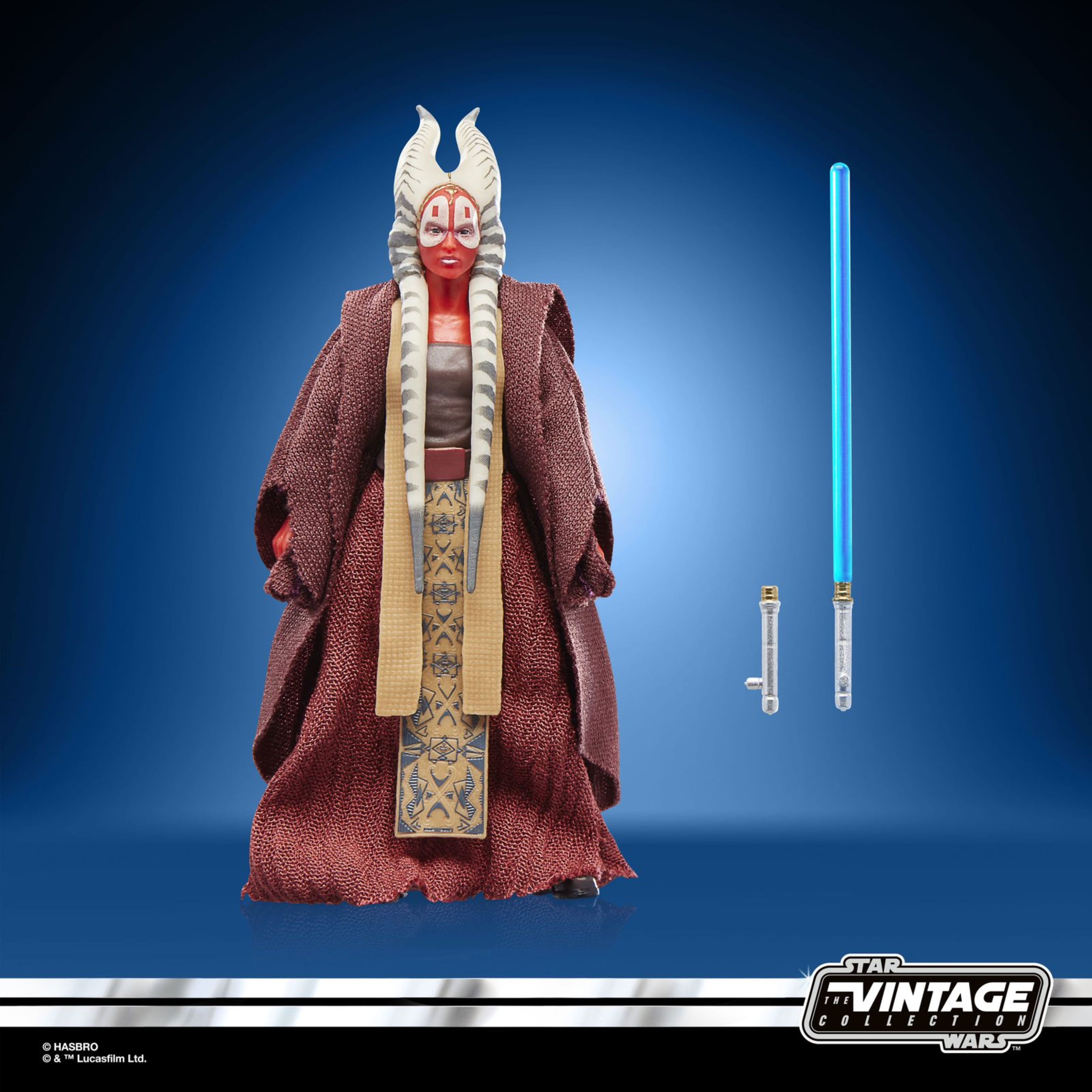 SHAAK TI VINTAGE COLLECTION STAR WARS ATTACK OF THE CLONES Shaak ti vintage collection star wars attack of the clones. Hasbro añade a su línea the vintage collection la figura de shaak ti, basada en la apariencia de su personaje en la película "star wars: attack of the clones" ("star wars: el ataque de los clones" en españa). Mide 9,5 cm y cuenta con múltiples puntos de articulación. Incluye 1x túnica de tela, 1x sable de luz azul y 1x empuñadura no iluminada. Su embalaje tipo blíster reproduce el estilo clásico de kenner, con logotipo vintage y numeración para coleccionistas. Unidades limitadas.