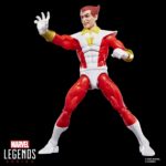 STARFOX & CHAMPION OF THE UNIVERSE MARVEL LEGENDS SERIES. Hasbro suma a la colección Marvel Legends Series este pack de dos figuras articuladas de Starfox (también conocido como Eros) y de Champion of the Universe (Campeón del Universo en España), inspirados en su apariencia en los cómics de "Marvel". Miden 15 cm, cuentan con más de 20 puntos de articulación y un detallado diseño premium fiel a los personajes. El set incluye como accesorios 2x manos alternativas para Starfox y otras 2x manos adicionales para Champion of the Universe. Se presentan en una caja con ventana ideal para exhibición. UNIDADES LIMITADAS.