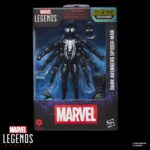 DARK AVENGERS SPIDER-MAN MARVEL LEGENDS SERIES (EXECUTIONER BAF). Hasbro lanza dentro de la colección Marvel Legends Series la figura de Ai Apaec como el Spider-Man que forma parte de los "Dark Avengers" ("Vengadores Oscuros" en España) de Marvel Comics. Mide 15 cm y cuenta de más de 20 puntos de articulación con sus característicos 6 brazos, lo que permite crear poses dinámicas. Incluye 1x cabeza alternativa y 1x par de manos, además de 1x pierna de una figura adicional. Colecciona el resto de personajes de esta serie para conseguir todas las piezas necesarias para montar la figura de Executioner. Todo se presenta en una caja con ventana. UNIDADES LIMITADAS.