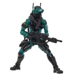NIGHT-VIPER G.I. JOE CLASSIFIED SERIES. Hasbro presenta dentro de su línea G.I. Joe Classified Series la figura nº 187 correspondiente a Night-Viper, el soldado de operaciones nocturnas de Cobra. Esta figura a escala de 15 cm mantiene la esencia del diseño clásico con un aspecto renovado y realista. Incluye 1x casco cpm visor nocturno, 1x mochila, 2x cuchillos, 1x pistola y 1x rifle con mirilla. Sus múltiples puntos de articulación permiten recrear combates y escenas tácticas. Se presenta en una caja ilustrada con ventana. UNIDADES LIMITADAS.