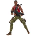 BRADLEY BIG LOB SANDERS G.I. JOE CLASSIFIED SERIES. Hasbro añade a su colección G.I. Joe Classified Series la figura nº 189 correspondiente a Bradley “Big Lob” Sanders, el carismático granadero del equipo G.I. Joe, conocido por su fuerza y puntería excepcionales. Mide 15 cm e incluye 1x mano alternativa, 1x mano con balón de baloncesto, 1x cuchillo, 1x granada de mano, 1x lanzagranadas “alley-oop”, 1x rifle “fadeaway” y 1x pistola. La figura cuenta con detalles premium y articulaciones que permiten reproducir poses dinámicas. Se presenta en una caja con ventana. UNIDADES LIMITADAS.