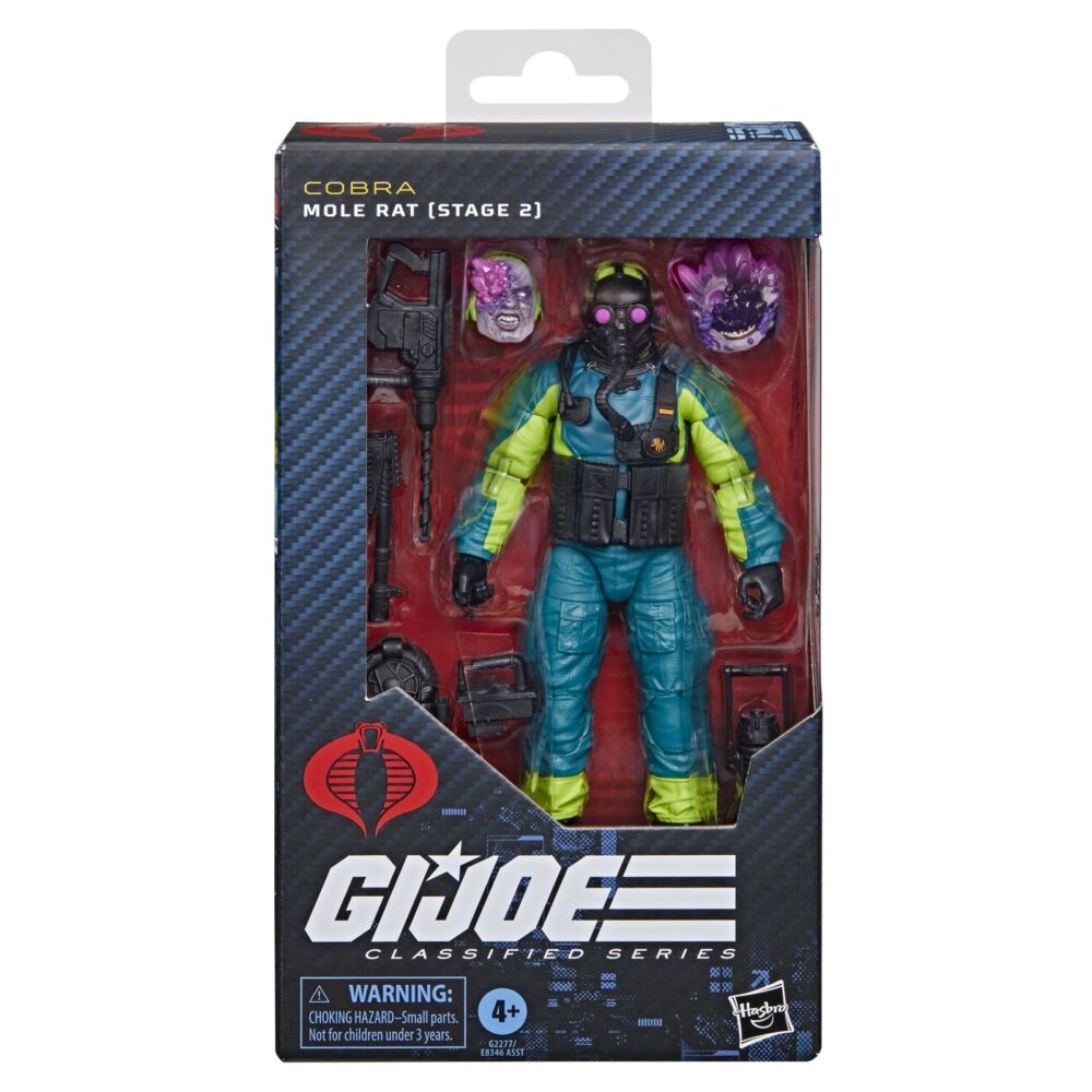 MOLE RAT STAGE 2 G.I. JOE CLASSIFIED SERIES. Hasbro lanza dentro de la línea G.I. Joe Classified Series la figura nº 190 correspondiente a un Mole Rat (técnico de minería Cobra) infectado en Fase 2 por energón oscuro. Con una altura de 15 cm, esta figura muestra detalles realistas. Incluye 1x mochila, 1x escáner, 1x contenedor de energón oscuro, 2x cabezas alternativas con distintos niveles de mutación, 1x taladro con broca y 1x acople para convertir el taladro en rifle. Gracias a sus articulaciones, puede colocarse en múltiples posiciones. Se presenta en una caja con ventana. UNIDADES LIMITADAS.