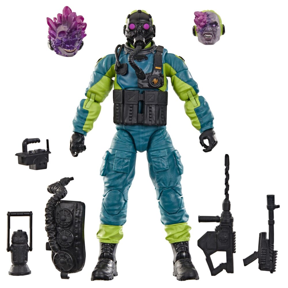 Mole rat stage 2 g. I. Joe classified series. Hasbro lanza dentro de la línea g. I. Joe classified series la figura nº 190 correspondiente a un mole rat (técnico de minería cobra) infectado en fase 2 por energón oscuro. Con una altura de 15 cm, esta figura muestra detalles realistas. Incluye 1x mochila, 1x escáner, 1x contenedor de energón oscuro, 2x cabezas alternativas con distintos niveles de mutación, 1x taladro con broca y 1x acople para convertir el taladro en rifle. Gracias a sus articulaciones, puede colocarse en múltiples posiciones. Se presenta en una caja con ventana. Unidades limitadas.