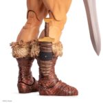 HE-MAN MASTERS OF THE UNIVERSE MONDO 1/6. ¡Por el poder de Grayskull!... ¡tú también puedes tener el poder! Mondo se enorgullece de presentar el regreso de He-Man a esta línea de figuras a escala 1/6 de Masters of the Universe. Con más de 30 puntos de articulación, elementos de vestuario de tela y múltiples accesorios, incluidos tres retratos intercambiables y una variedad de armas.
