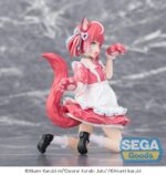 AKAMI KARUBI VTUBER ESTATUA PVC PM PERCHING. Rebosante de energía felina y encanto juguetón, Akami Karubi regresa en esta animada figura de PVC de 14 cm de la línea PM de SEGA. Arrodillada, con ambas patas de gato levantadas y una amplia sonrisa, parece lista para saltar a tu corazón... o a tu estantería. Su vibrante traje de sirvienta rosa presenta detalles de huellas de patas, combinados con cintas turquesas, una cola esponjosa y guantes de gato a juego. La escultura captura su movimiento con detalles fluidos en la falda y el pelo, lo que le da a la figura una sensación de movimiento y espontaneidad. La expresión alegre y la pose hacia arriba contrastan muy bien con su versión más relajada, ofreciendo una faceta diferente de su personalidad. Perfecta para los coleccionistas que quieren inyectar una dosis de picardía kawaii a su colección, esta versión de Akami Karubi destaca por ser enérgica, brillante e innegablemente adorable.
