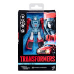 WINDCHARGER TRANSFORMERS: THE MOVIE STUDIO SERIES DELUXE CLASS. ¡Vive la épica acción de Transformers: La película con la figura de Windcharger de la línea Transformers Studio Series! Esta figura de 11 cm se convierte de robot en coche en 12 pasos. Incluye figura, 2 piezas e instrucciones. Con detalles inspirados en la película, articulación avanzada y un cañón y un efecto de combate magnético que puedes fijarle en ambos modos, esta figura Transformers de Windcharger es una increíble adición a toda colección.