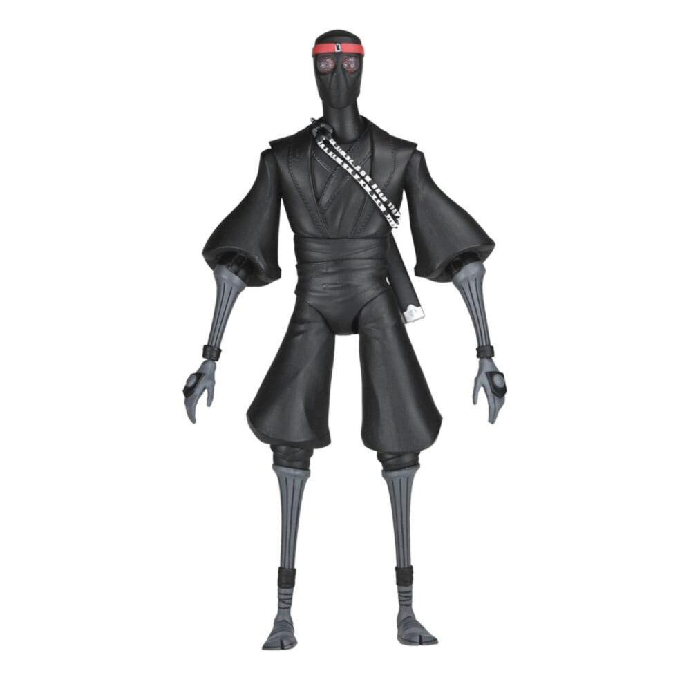 ULTIMATE FOOT SOLDIER TEENAGE MUTANT NINJA TURTLES (2012). En la serie animada Teenage Mutant Ninja Turtles de 2012, los soldados Foot representan la amenaza silenciosa y persistente del clan Foot. Siempre presentes en las sombras, operan en grupos, siguen órdenes sin dudar y empujan constantemente a las Tortugas hasta sus límites. Su papel enfatiza la estricta disciplina del clan. Ya sea en emboscadas, persecuciones o batallas coordinadas, los soldados Foot siguen siendo oponentes implacables que aumentan la tensión de cada encuentro. La figura recrea su aspecto alto y esbelto: traje negro, extremidades angulosas, máscara oscura con ojos rojos y la característica cinta roja en la cabeza. El set incluye una amplia gama de armas, como guadañas, una maza con púas, una lanza, una katana y otros accesorios fieles a la serie. Las múltiples manos intercambiables y una cabeza alternativa ofrecen una gran flexibilidad a la hora de colocar la figura. Los detalles nítidos destacan en las texturas del traje, las proporciones estilizadas, la pintura limpia y los accesorios bien elaborados. Con 18 cm de altura, la figura ofrece una articulación sólida para poses sigilosas o centradas en la acción inspiradas en los dibujos animados.