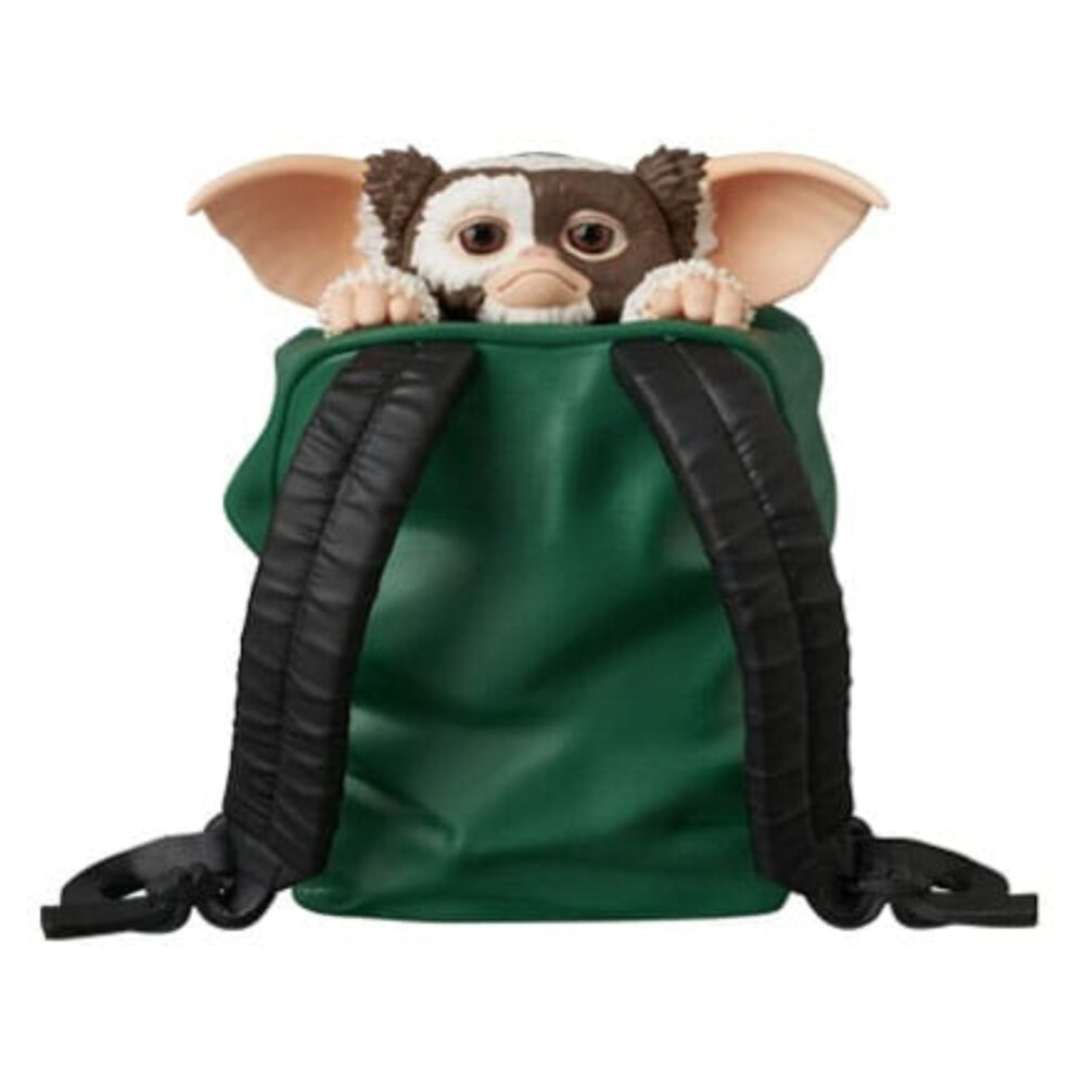 GIZMO IN A BACKPACK 9CM GREMLINS 2. ¡Gizmo sale de una mochila con un aspecto adorable y se une a la línea «UDF (Ultra Detail Figure) Gremlins Series 2» de Medicom! Será una maravillosa incorporación a tu colección. ¡Pide el tuyo hoy mismo!