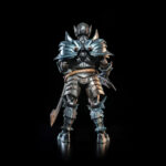 GORTHOKK MYTHIC LEGIONS ALL STARS. Los orcos cavernícolas, o como se les conoce comúnmente, los «orcos sombríos», son tan brutales que los demás orcos les temen por su ferocidad. Estas grotescas criaturas, fruto de cruces entre parientes, nacen en las profundidades subterráneas y están condenadas a vivir como mineros y herreros de armas mortíferas. Los más salvajes son entrenados para la guerra y finalmente salen a la superficie para luchar por Arethyr. Gorthokk, un estratega excepcional entre su pueblo, fue elegido para representar a Arethyr y firmar un malvado pacto conocido como el Tratado de las Sombras.