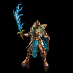 SIR ANDREW MYTHIC LEGIONS ALL STARS. A pesar de su actual reputación como formidable usuario de magia, el piromante conocido como Sir Andrew no siempre fue tan dotado. Después de que un hechizo fallido se cobrara la vida de su familia, el desconsolado joven Andrew fue acogido por Jorund Runeshaper y entrenado para controlar sus considerables poderes en las escuelas de Ophidionn. Buscando la absolución por su mayor error, Sir Andrew finalmente viajó a Eathyross, donde se unió a la Orden. Ahora lidera Los Arrepentidos, una banda de criminales que luchan contra los muertos vivientes para expiar sus errores del pasado. Las llamas de Sir Andrew destruyen tanto a los enemigos muertos vivientes como a sus aliados caídos... porque lo que se convierte en cenizas no puede resucitar.