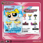 THE POWERPUFF GIRLS 5 POINTS SET (4) MEZCO TOYS. La ciudad de Townsville está bajo ataque, pero las Chicas Superpoderosas de 5 Puntos están aquí para salvar el día… ¡siempre y cuando regresen antes del toque de queda! Este set de lujo incluye a Blossom, Bubbles, Buttercup y su archienemigo Mojo Jojo.  Directamente de la popular serie de Cartoon Network, estos pequeños héroes luchan contra el crimen, el caos y cualquier obstáculo con encanto, inteligencia y un toque de magia de la Sustancia X. Cada figura viene empaquetada individualmente en un blíster de estilo retro, ideal para exhibir.