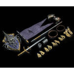 THORASIS THE FIRST RISEN MYTHIC LEGIONS ALL STARS. Cuando las fuerzas de la Muerte son liberadas de su destierro, el primero en emerger es el hijo mayor de Necronominus: Thorasis, el Primero Resucitado. Thorasis, el Archigeneral de la Congregación, asume el mando del ejército de muertos vivientes de su padre, relevando a su hermana, Morgolyth, del papel que ha desempeñado desde que su padre fue desterrado en la Primera Era. Durante sus largos años en el exilio, Thorasis se ha preparado y ha rezado. Tras siglos de silenciosas súplicas, sus plegarias han sido escuchadas. Thorasis ha regresado para dar paso a la Liturgia de los Huesos, una celebración de la muerte que supondrá el fin de toda vida en Mythoss.