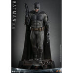 BATMAN VS SUPERMAN EL AMANECER DE LA JUSTICIA 1/6 BATMAN 2.0 HOT TOYS - Imagen 6