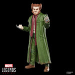 THE OWL MARVEL LEGENDS SERIES. Hasbro suma a su colección Marvel Legends Series la figura retro del villano Leland Owlsley alias The Owl (El Búho en España), basada en su aparición en los cómics de "Spider-Man". Mide 15 cm y dispone de más de 20 puntos de articulación. Incluye 2x manos con garras intercambiables, 1x búho como mascota y 1x bufanda removible. Cuenta con un diseño premium y esculpido detallado que recrean fielmente al personaje. Se presenta en un blíster estilo retro. UNIDADES LIMITADAS.