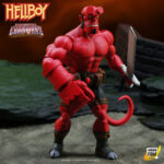 HELLBOY IMMORTAL CHAMPIONS BOSS FIGHT STUDIO. ¡Hellboy, de Mike Mignola, cobra vida en forma de figura de acción retro! Immortal Champions es una nueva fusión de la estética clásica de los juguetes de los años 80 y el estilo moderno. Esta nueva línea combina temas de fantasía y ciencia ficción en una escala de 14 cm para los fans de hoy en día. Hellboy tiene 27 puntos de articulación, cuenta con la atención al detalle característica de Boss Fight Studio e incluye pistola, funda y espada. Perfecto para luchar y/o beber con esqueletos. Empaquetado en blíster.