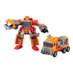JUNKION WRECK-GAR TRANFORMERS: AGE OF THE PRIMES DELUXE CLASS. ¡Disfruta del épico universo de los robots Transformers con la figura Transformers de Junkion Wreck-Gar! Esta figura Voyager Class mide 17,5 cm y se convierte de robot en camión de basura en 15 pasos. Además, se puede dividir en piezas de armadura para otras figuras (cada una se vende por separado, sujeto a disponibilidad). Con avanzada articulación y accesorios removibles como un cañón y un arma, esta figura Transformers es una excelente adición a toda colección. Busca otros juguetes Transformers Age of the Primes coleccionables (se venden por separado, sujeto a disponibilidad) de personajes como Maximal Big Convoy, Amalgamous Prime, Combaticon Brawl y otros para formar una colección que es mucho más de lo que se ve a simple vista.