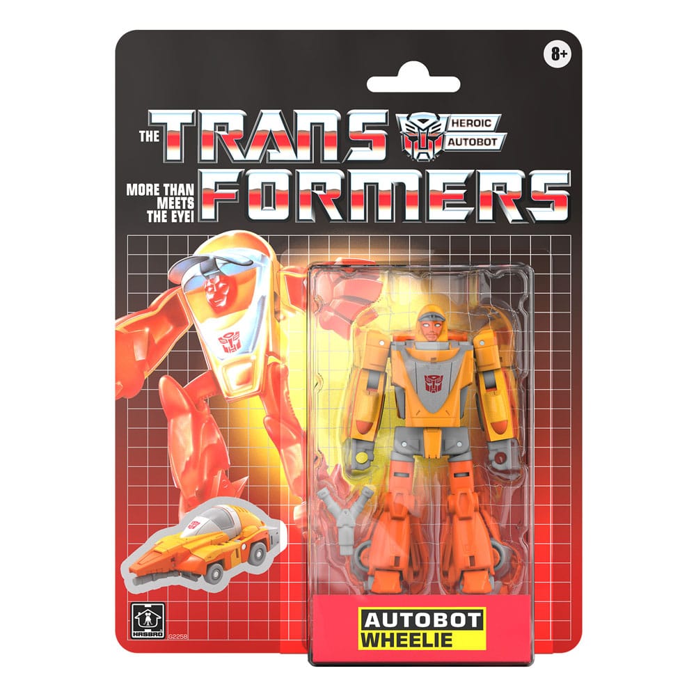 AUTOBOT WHEELIE TRANSFORMERS RETRO G1. Este juguete se convierte de robot de 11 cm en coche cybertroniano en 23 pasos e incluye un tirachinas removible. El embalaje retro cuenta con diseño vintage y ficha técnica recortable de la figura. Busca otros juguetes coleccionables Transformers G1 (se venden por separado; sujeto a disponibilidad) de personajes favoritos como Autobot Outback, Wheeljack, Autobot Brawn y otros para formar un equipo que es mucho más de lo que se ve a simple vista.