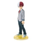ADOKENATTE SHOTO TODOROKI MY HERO ACADEMIA ESTATUA. figura oficial de PVC lo muestra con su uniforme escolar y mide unos 14 cm de altura.